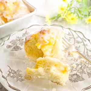 Pineapple Yeast Rolls