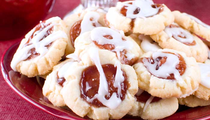 Raspberry Almond Shortbread Cookies
